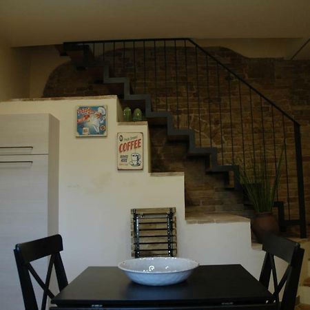Via Barocci 34 Hotel Urbino Luaran gambar